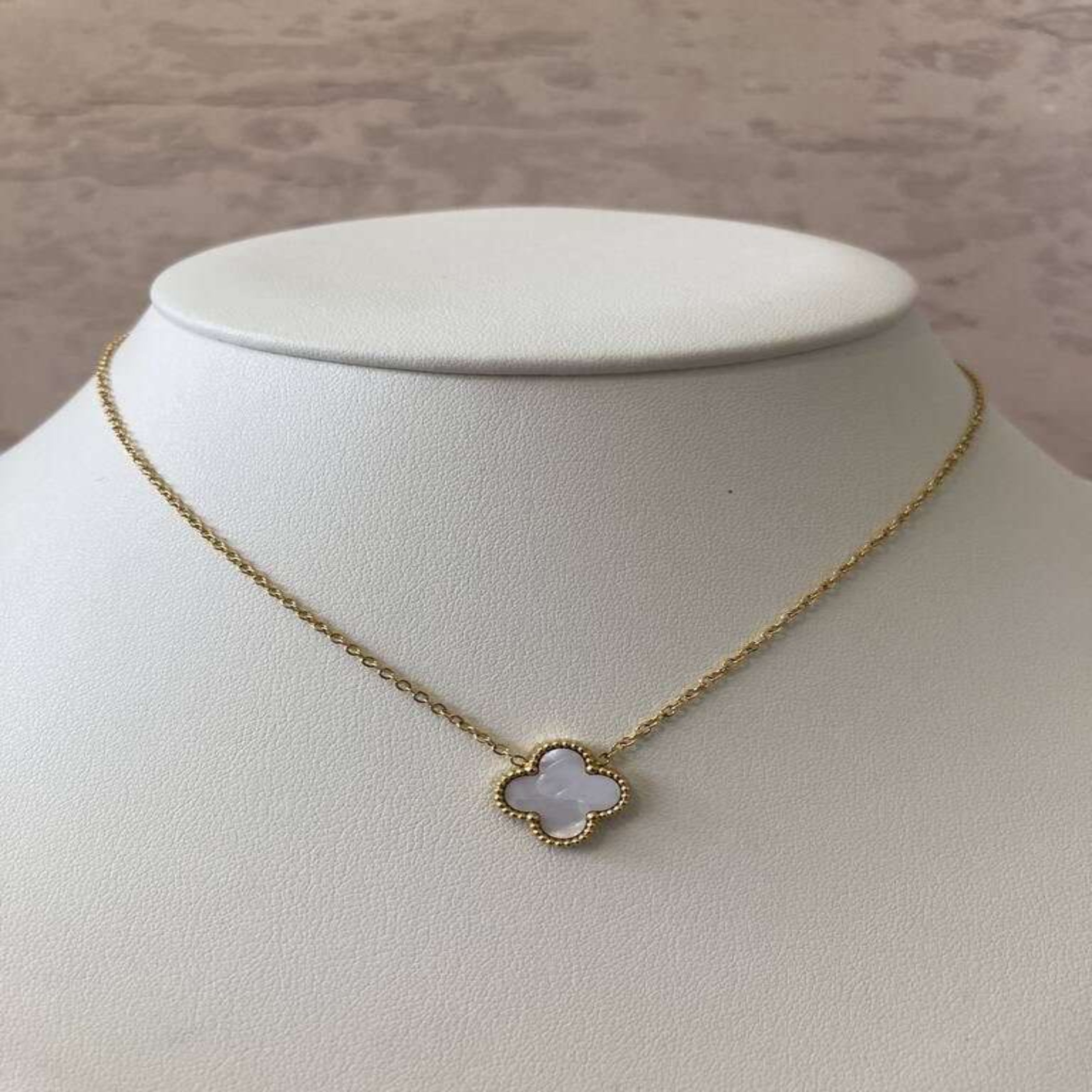 Clover Chain (White) - Thecharmingcharms09
